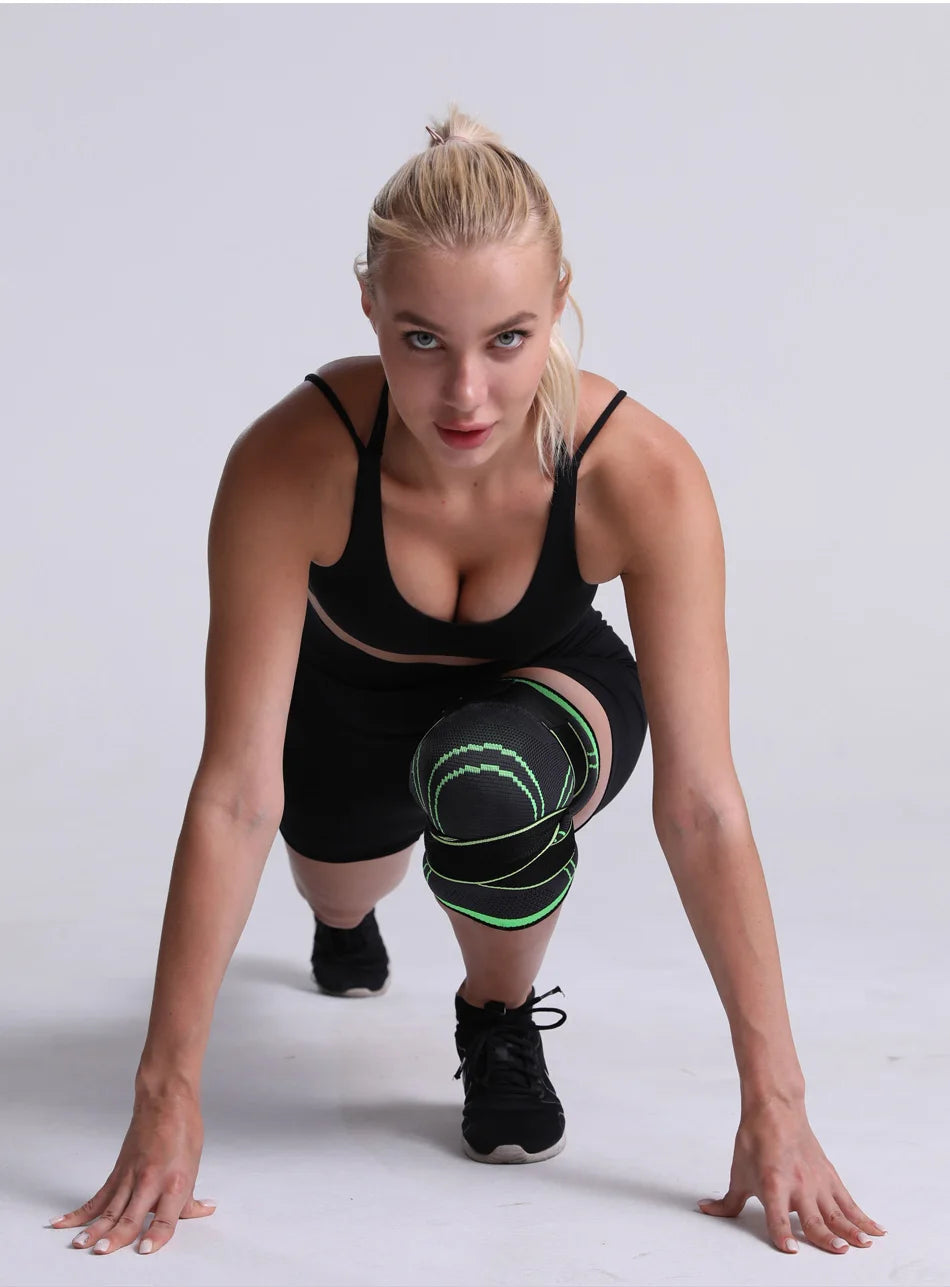 Knee Support, Open-Patella Stabiliser & Fully-Adjustable Neoprene Brace – Sports Injury Protection
