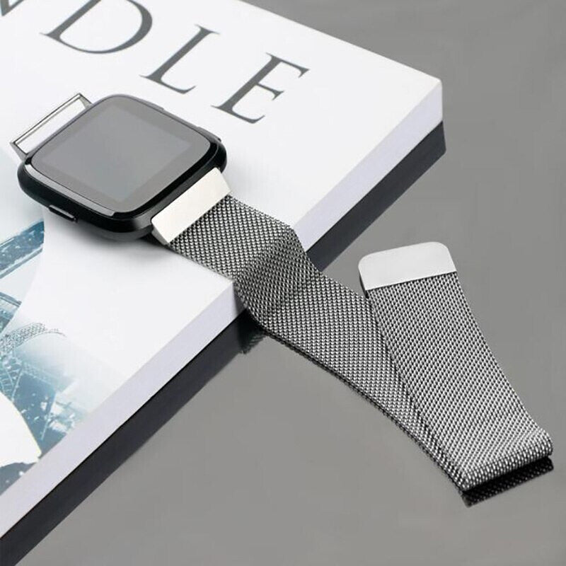 Magnetic Milanese Loop Magnetic Clasp Replacement Strap Metal Quick Release Band For Fitbit Versa 3 (Large, Purple)