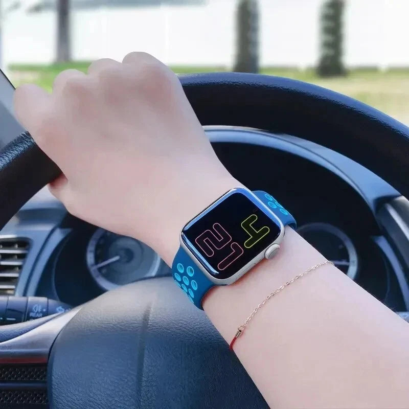For Apple Watch iWatch Smooth Silicone Band Strap Series 9 8 7 6 5 4 3 2 1 42/44/45/49mm